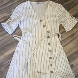 Hyve button tie front striped mini dress size  small